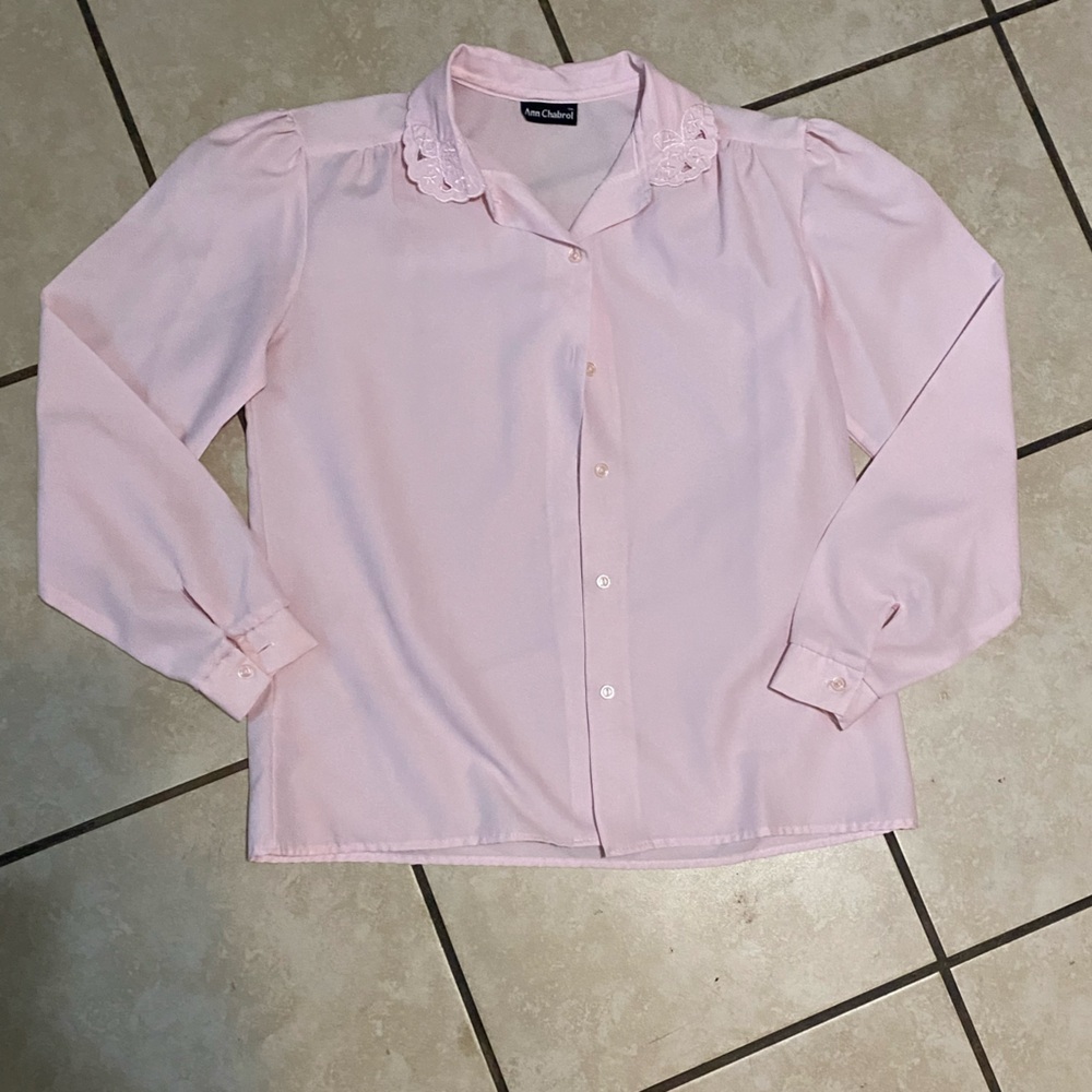 Chic Pink Button Down Shirt with Lace Collar